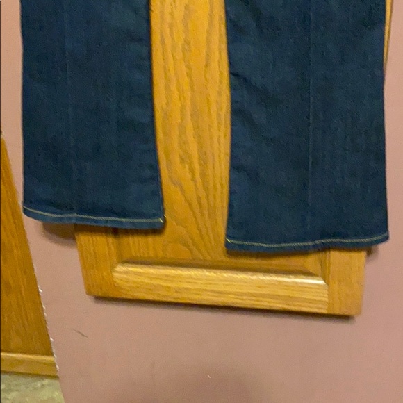 Paige Denim Jeans- Lou Lou Flare style - Picture 10 of 13